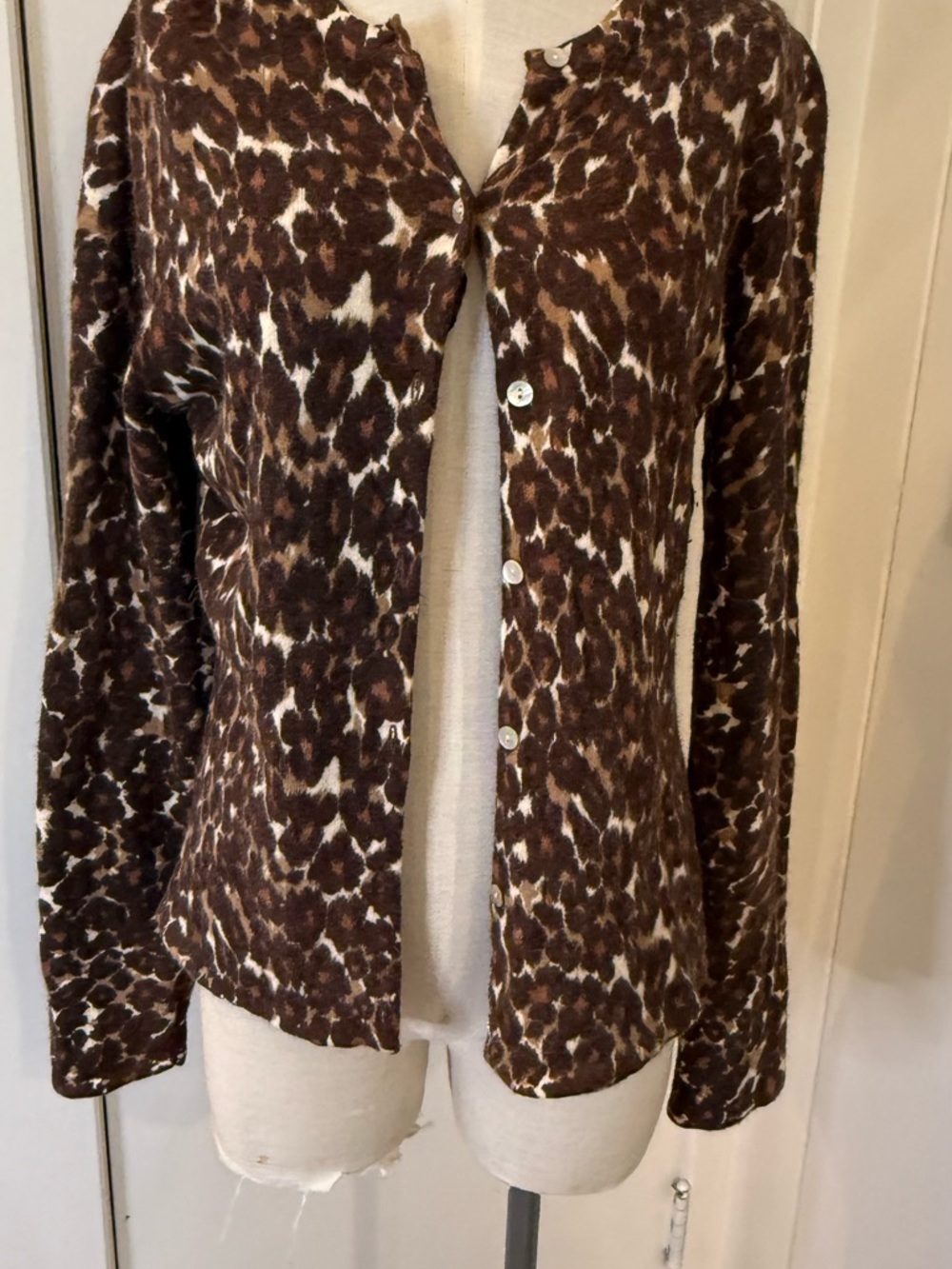 Women's Brown Leopard-Print Button Front cardigan Lambs Wool & Angora Sz XL